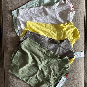 Cat & Jack 5-Pack Cotton tshirts in White, Yellow, sage, teal, grey